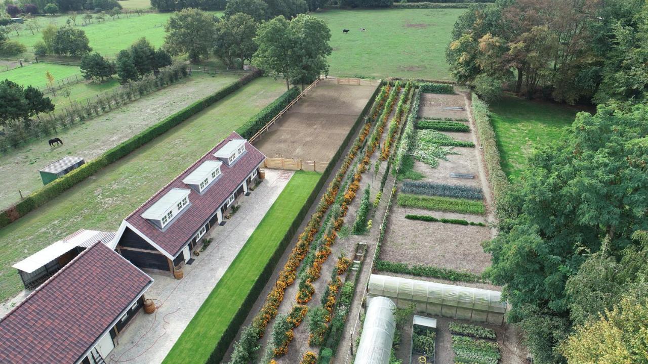 De Cromvoirtse Bed And Breakfast Exterior photo